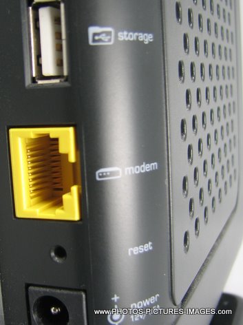 Belkin  F5D8235-4  Wireless Router