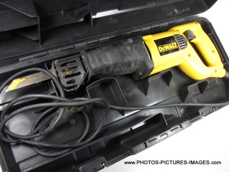 DEWALT DW303 Heavy-Duty Reciprocating Saw