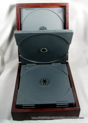 MTV CD and DVD Holder - Hard Wood Grain Finish